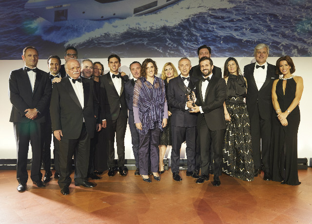 Custom Line Navetta 33 “Telli” wins international yacht world ‘Oscar’