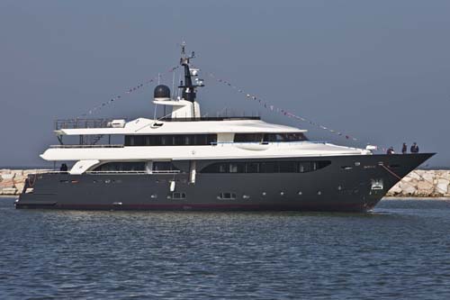 CRN vara il megayacht Navetta 43 "Lady Trudy" 43 metri