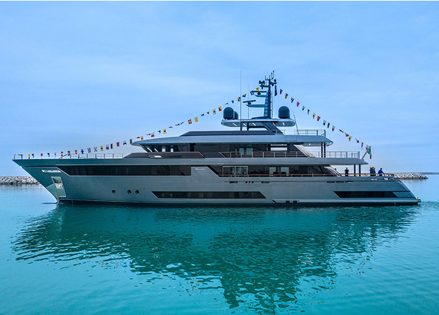 Varato il Superyacht Riva 50 Metri M/Y “Fifty”: il Made in Italy firmato Riva Superyachts Division fa sognare il mondo.