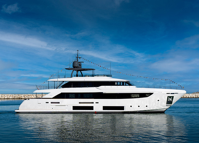 Custom Line Navetta 33 ha detto 26.